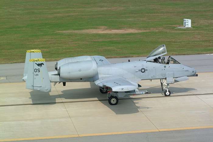   OA-10A <ó: (cc) Jerry Gunner at wikimedia.org>