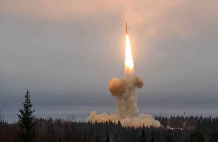 2014년 RT-2PM2 토폴-M의 시험발사 장면 <출처: 러시아 국방부>