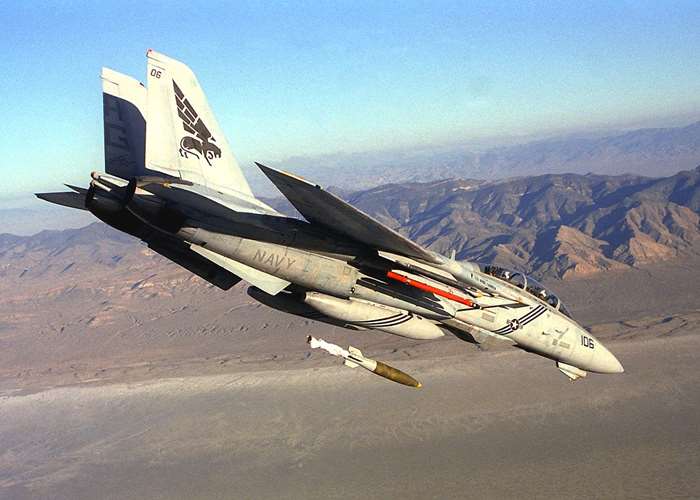 Mk 83 ź ϴ F-14B ϸ Ĺ(Bombcat) <ó:  ر>