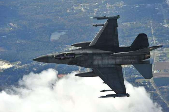 F-16  ߶ ﰢ ´ <ó:  >