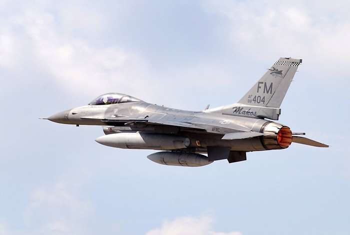 F-16C  30K <ó:  >