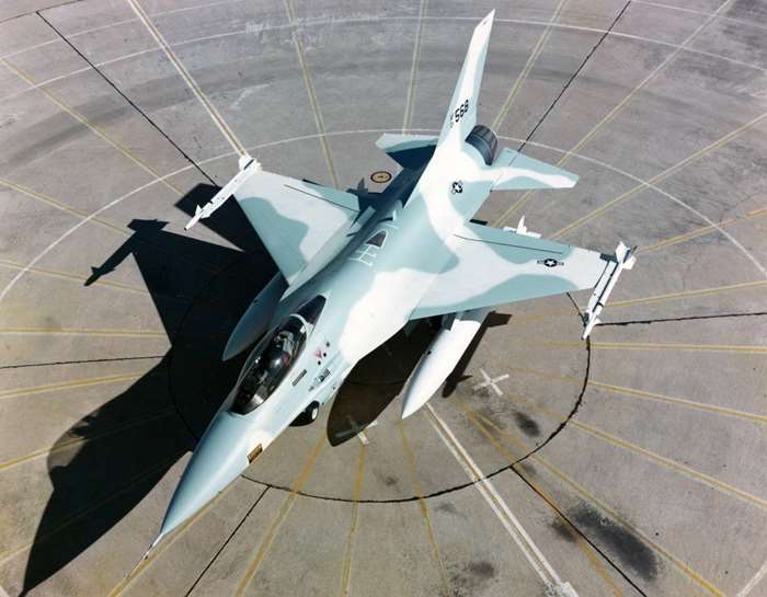 YF-16 2ȣ <ó:  ƾ>