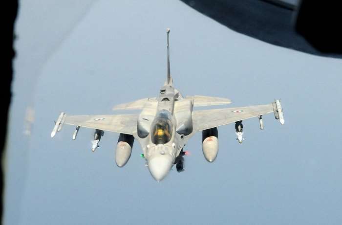 ƶ̸Ʈ  F-16F  60 <ó:  >