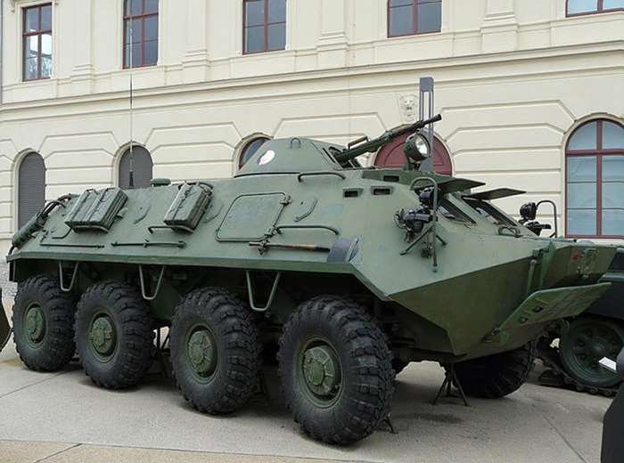 ҷ 88  尩 ⺻  BTR-60 <ó: (cc) Billyhill at Wikimedia.org>