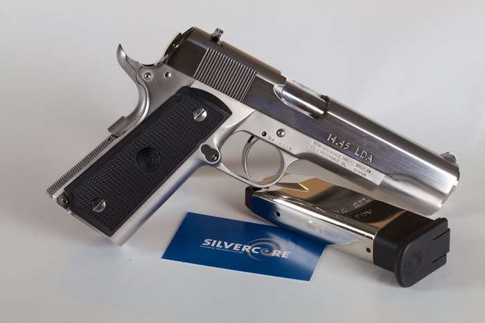 1911계열의 권총 가운데는 심지어 더블액션 방아쇠에 복열탄창을 채용한 파라오드넌스 LDA 14-45 같은 권총도 있다. <출처: silvercore.ca>