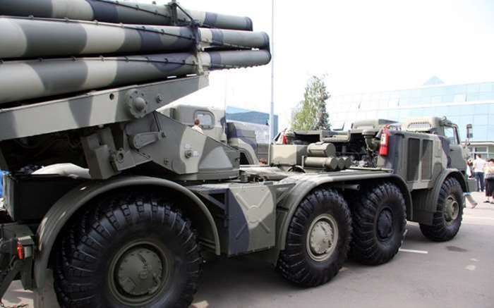 BM-27의 러시아 정식 제식명은 9K57이다. <출처: (cc) Vitaly Kuzmin at Wikimedia.org>