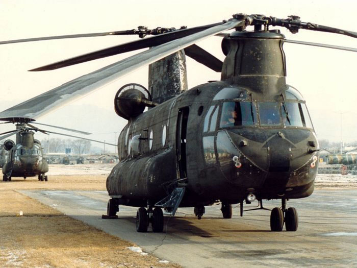 ѹ̱ ġǾ CH-47C ︮ <ó : chinook-helicopter.com>
