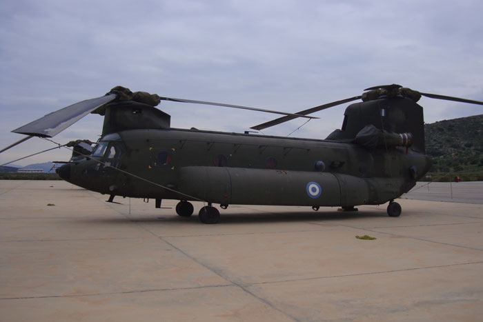 ׸  Ҽ CH-47SD ︮ <ó (cc) Jerry Gunner at wikimedia.org>