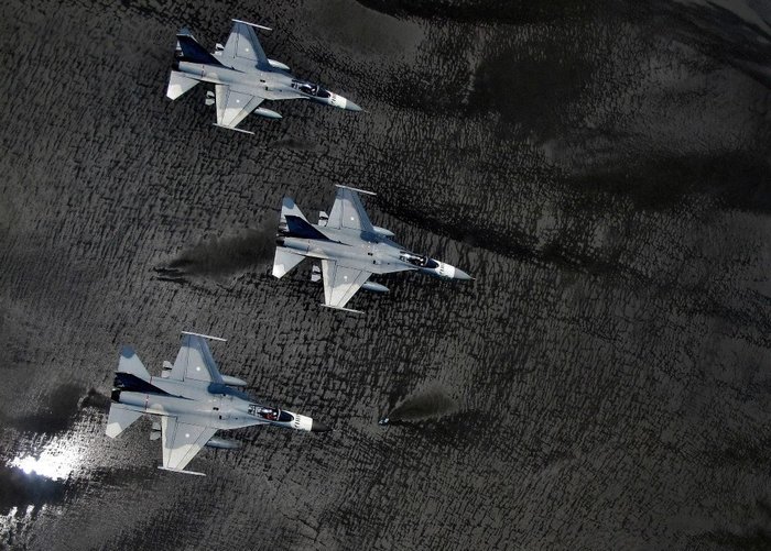 위에서 내려다 본 IDF의 비행 모습 <출처: 중화민국 국방부/중화민국 공군>