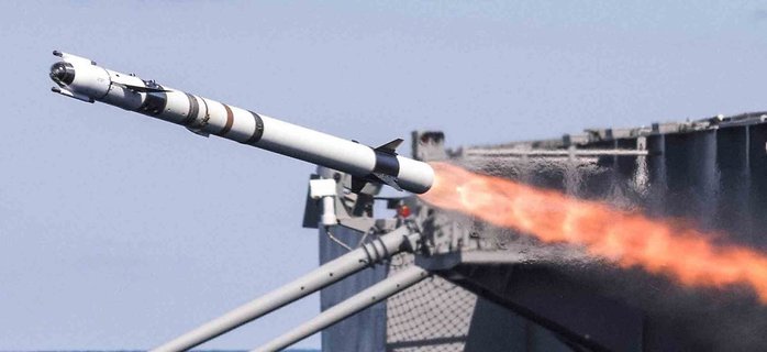 스팅어의 탐색기와 AIM-9 사이드와인더 공대공 미사일의 몸체를 결합시킨 해군용 근접방어시스템 RIM-166 <출처 : seaforces.org>