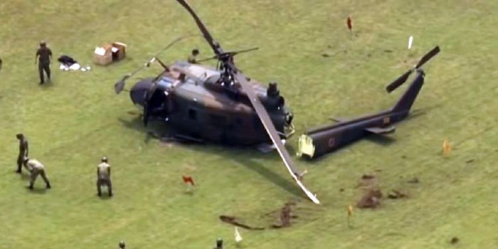 2019년 6월 21일 타치가와 기지에 불시착한 UH-1J (출처: defence-blog.com)
