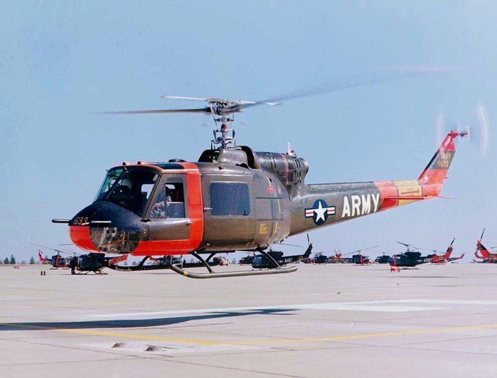 UH-1A 헬기 <출처: 미 육군>