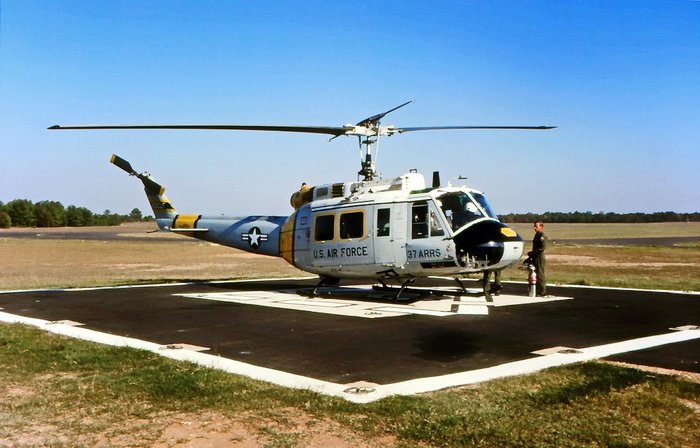제37 구조비행대대 소속의 UH-1F <출처: Public Domain>