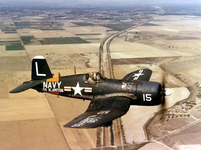 미국의 자부심인 F4U는 프로펠러 전투기 시대의 대미를 장식한 걸작이다. < Public Domain >