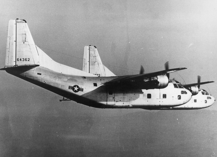 C-123은 카이저 스캔들에 따른 계약취소와 지연으로 인하여 1956년부터 본격적으로 실전배치될 수 있었다. <출처: 미 공군>