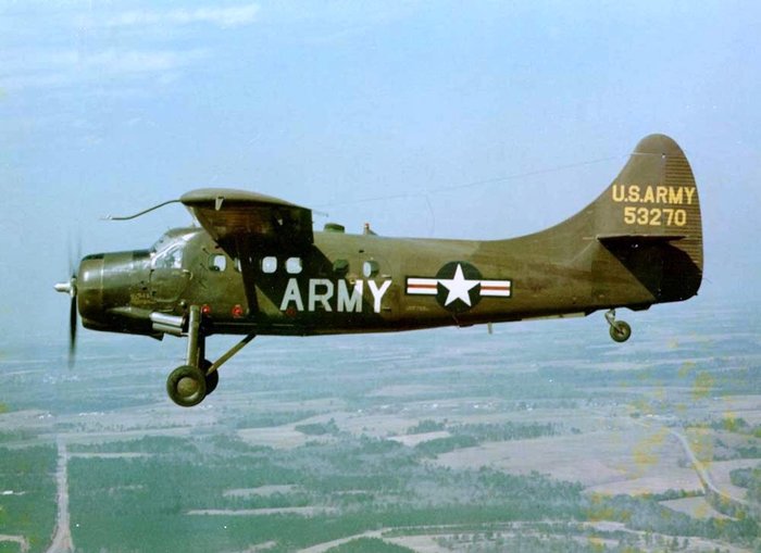 미 육군은 STOL 고정익기를 공격적으로 도입하면서 DHC에 상당한 신뢰를 보냈다. 사진은 DHC-3 오터로 미 육군에 U-1A로 도입되었다. <출처: Public Domain>