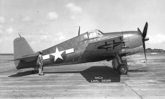 XF6F-4 < Public Domain >