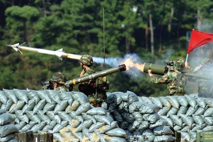 1980년대 우리 군이 운용했던 재블린 미사일의 발사 훈련 장면 <출처 : topwar.ru>