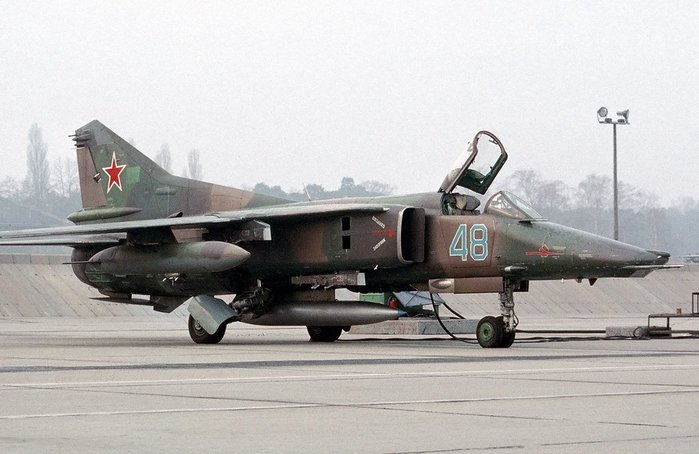 MiG-27K < 출처 : (cc) Rob Schleiffert from Holland / CCSA 2.0 >