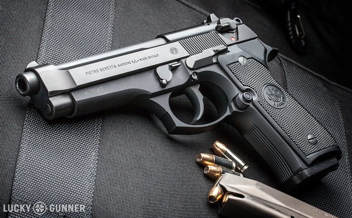 베레타 모델 92는 여러 차례 반복된 미군의 차기 제식권총 경쟁에서 1위를 유지하며 최종적으로는 미군의 M9 제식권총을 선정됐다. <출처: Lucky Gunner>