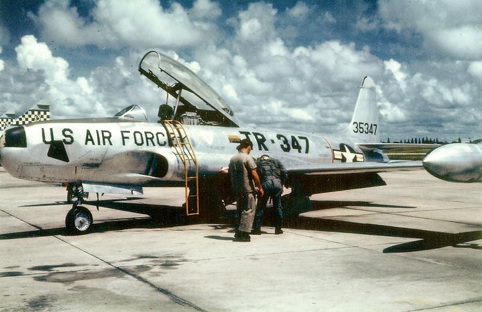 정찰용 단좌기인 RT-33A-1-LO(기번 53-5347). 1961년 사진로 라오스 비밀정찰임무에 투입된 기체다. <출처: US Air Force>