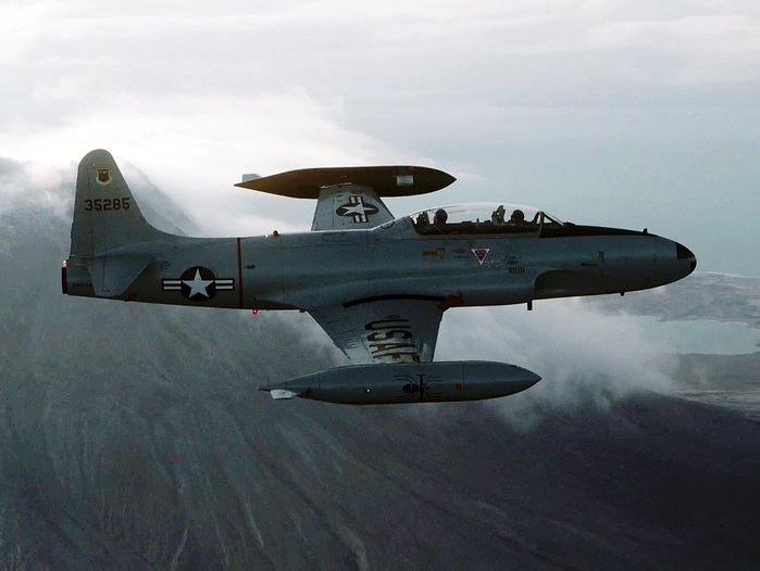 1984년 알래스카 상공을 비행중인 T-33A <출처: US Air Force>