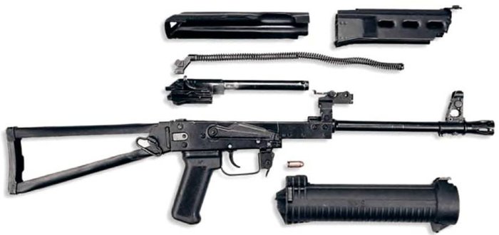 비존-2는 전반적으로 AK-47 소총의 구조를 가져왔지만, 블로백 방식이므로 피스톤로드가 없다. <출처 : Public Domain>