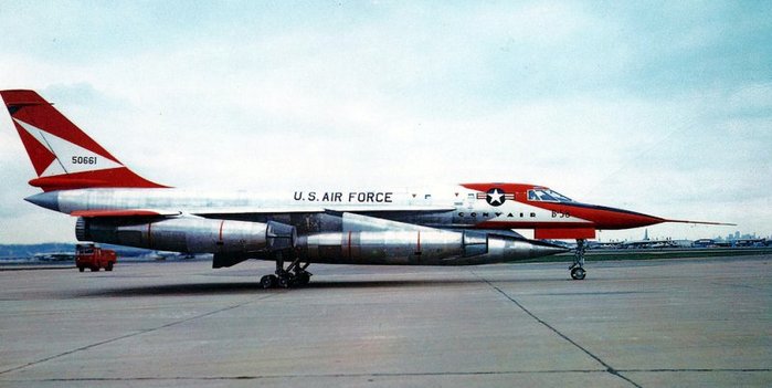 YB-58A < ó : Public Domain >