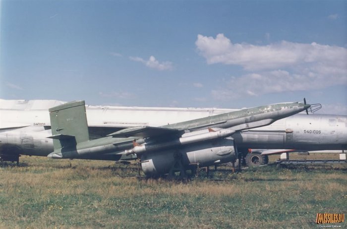 ü Ʒ ̸  La-17R  <ó : missiles.ru>