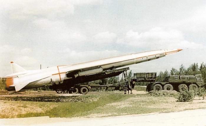 Tu-123  <ó : airwar.ru>