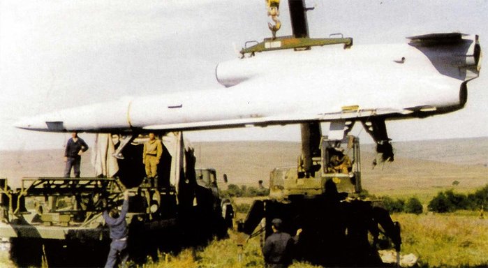   · ũ Ű ִ Tu-141 <ó : airwar.ru>