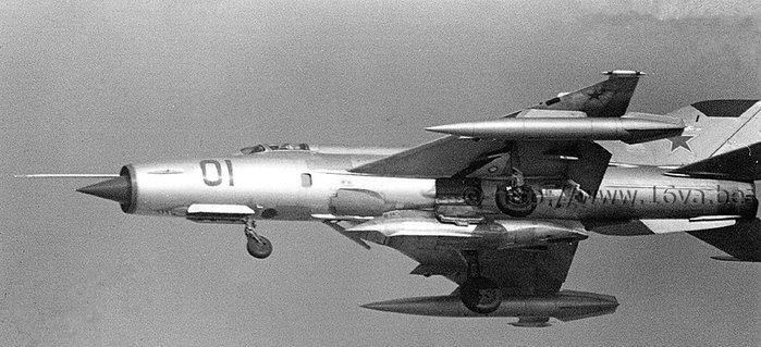 ü Ʒ  5m  带  ҷ MiG-21R  <ó : 16va.be>