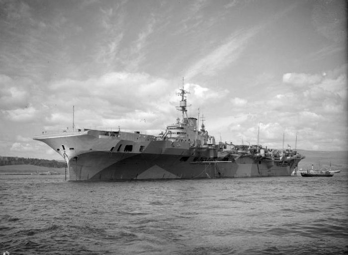 1944년 12월 취역하고 1954년 퇴역한 영국 해군의 HMS 임플래커플 항공모함 <출처 : Public Domain>