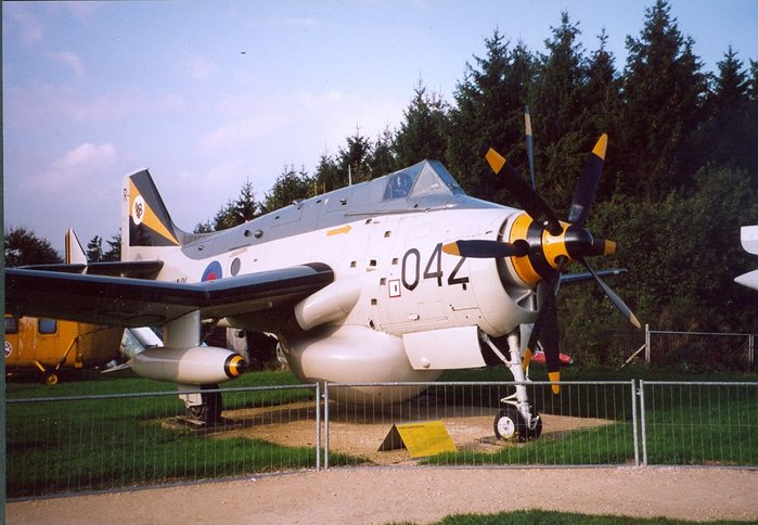 조기경보 모델인 AEW.3 <출처 : aviationmuseum.eu>