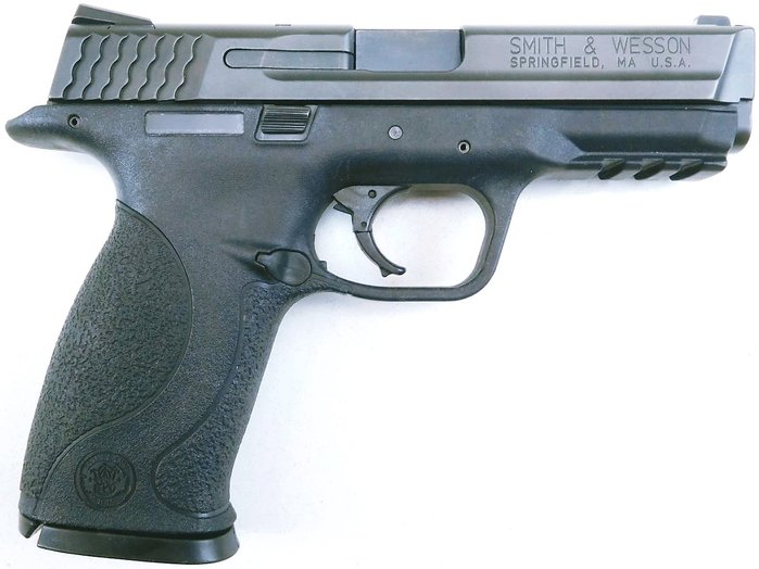 스미스&웨슨 M&P 9 폴리머 프레임 9mm 대용량 자동권총<출처: NAVER 무기백과사전>