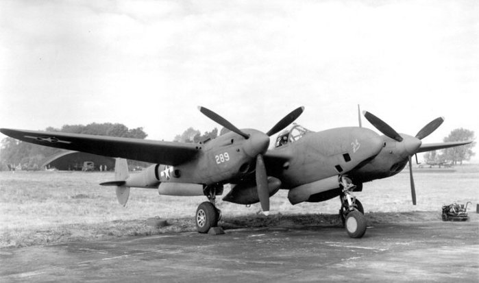 P-38G < Public Domain >