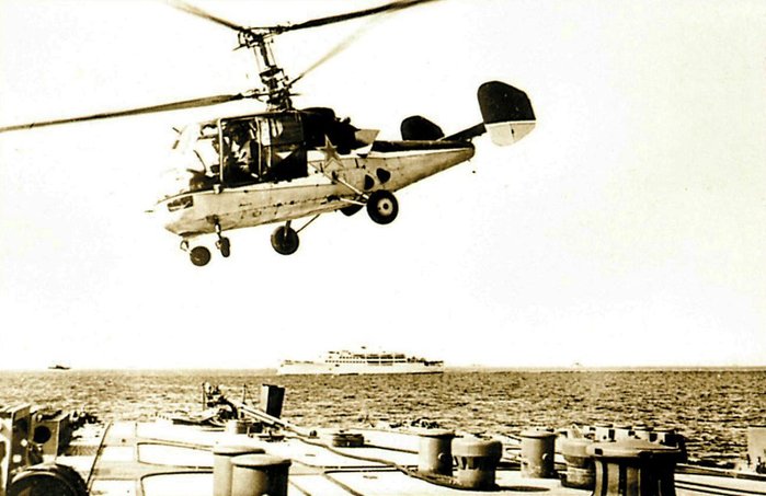 소련 최초의 양산형 동축반전 헬기가 된 Ka-15 <출처 : airbase.ru>
