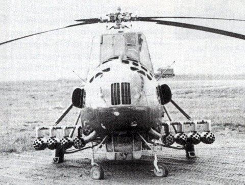 로켓포드로 무장한 Mi-4 <출처 : aviastar.org>