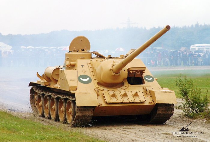 SU-100은 이후 중동전까지 활약하면서 능력을 과시했다. 사진은 보빙턴 전차박물관이 보유한 체코슬로비아제 SU-100으로, 이집트군이 보유했던 것을 1956년 수에즈 전쟁에서 노획한 것이다. <출처: The Tank Museum>