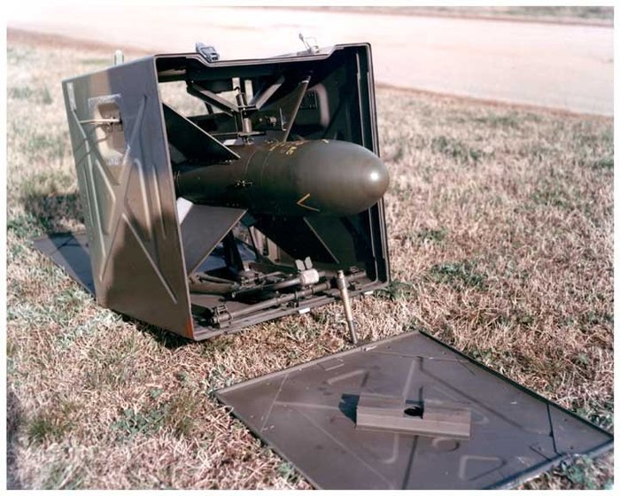 보병이 운용하는 대전차 유도미사일로 개발된 SS-10 <출처 : Public Domain>