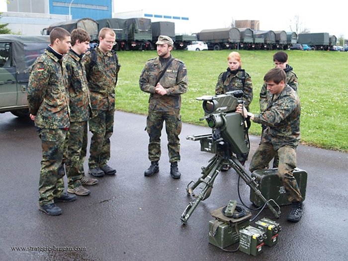 야간 조준 능력을 갖춘 MIRA 야시장비를 장착한 독일군 밀란 <출처 : strategic-bureau.com>