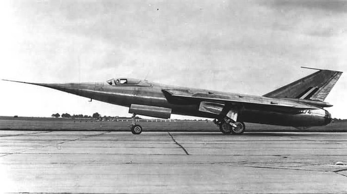 페어리 델타 2의 모습. 1950년 항공기 홍보용으로 영국 정부에서 촬영한 것이다. (출처: United Kingdom Government)
