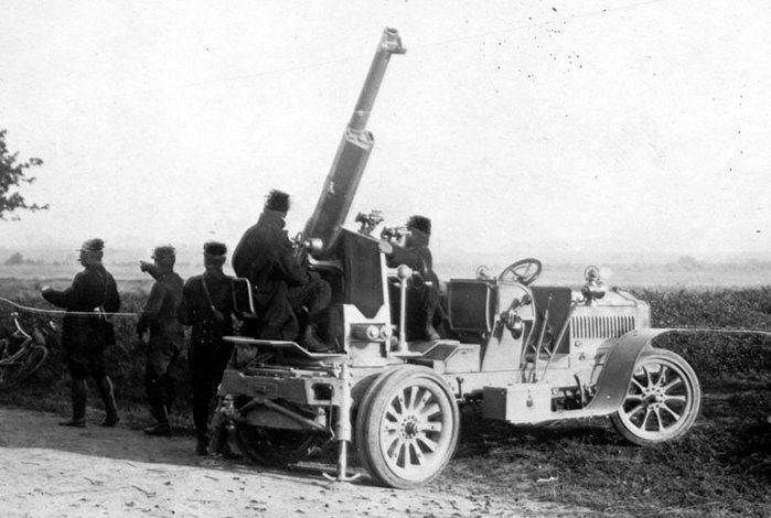 Autocanon de 75 mm mle 1913 < 출처 : Public Domain >