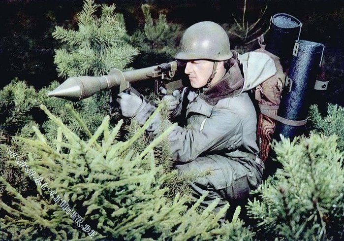 서독연방군은 1960년대부터 80년대까지 PzF.44 란체를 운용했다. <출처: Cold War Ironmongery @ Facebook>