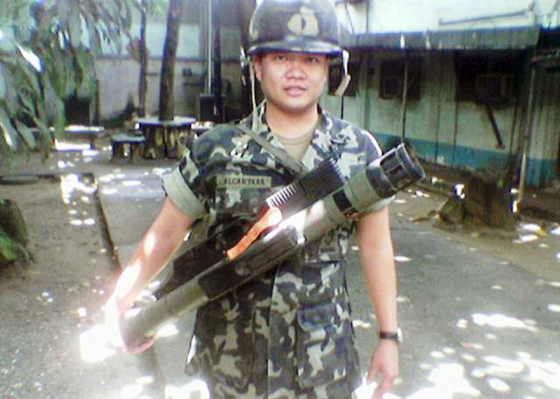 아름브루스터는 싱가포르로 생산권이 넘어간 후 여러 동남아시아 국가에 판매되었다. 사진은 필리핀군 <출처 : indomiliter.com>