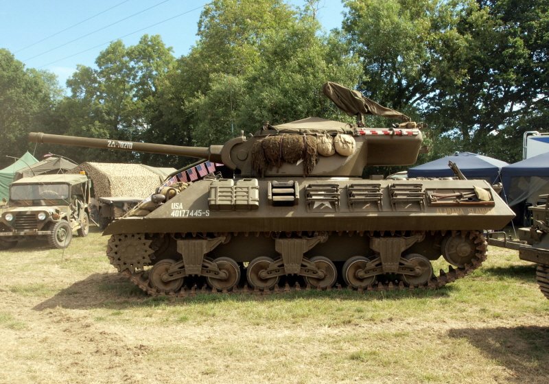 M36의 가장 큰 특징은 당대 최고 수준의 공격력을 자랑하는 90mm M3 전차포다. < 출처 : (cc) AlfvanBeem at Wikimedia.org >
