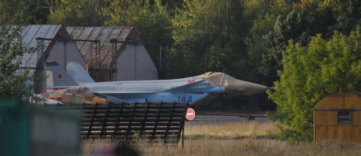 러시아 항공 박물관에 전시해 놓은 MiG-I.42/44MFI 시제기. 야심작으로 시작되었으나 쓸쓸한 최후를 맞이했다. <출처 : defencetalk.com>