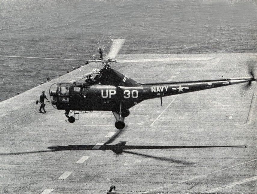 6.25전쟁 당시 수색 구조에 사용되었던 R-5 헬기의 미 해군형인 HO3S-1 <출처 : militarymachine.com>