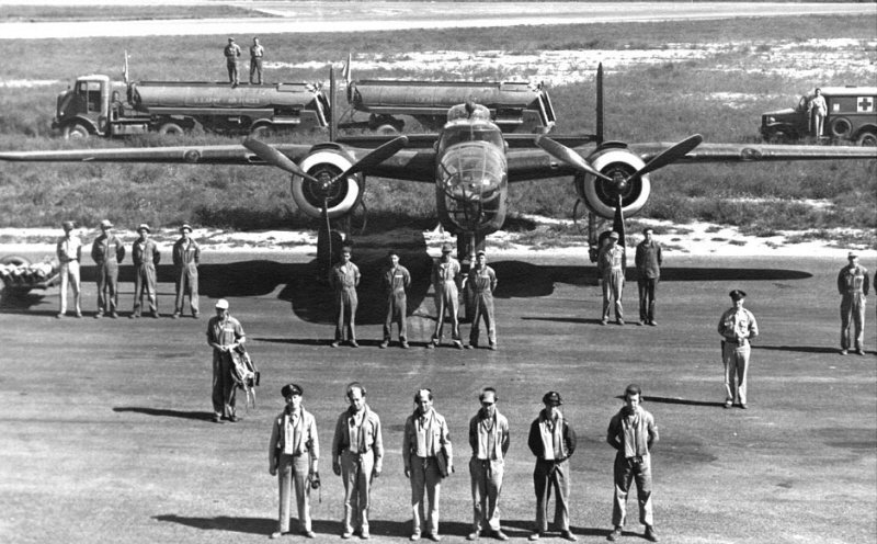 鿡 ٶ B-25.  ű ó       ġǾ   ִ. < ó : Public Domain >