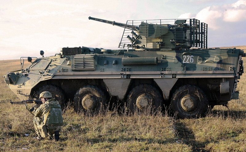 BTR-4는 개발과 배치 과정 중 많은 문제점이 드러났으나 나라에 위기가 닥치자 종횡무진 활약 중이다. < 출처 : Public Domain >
